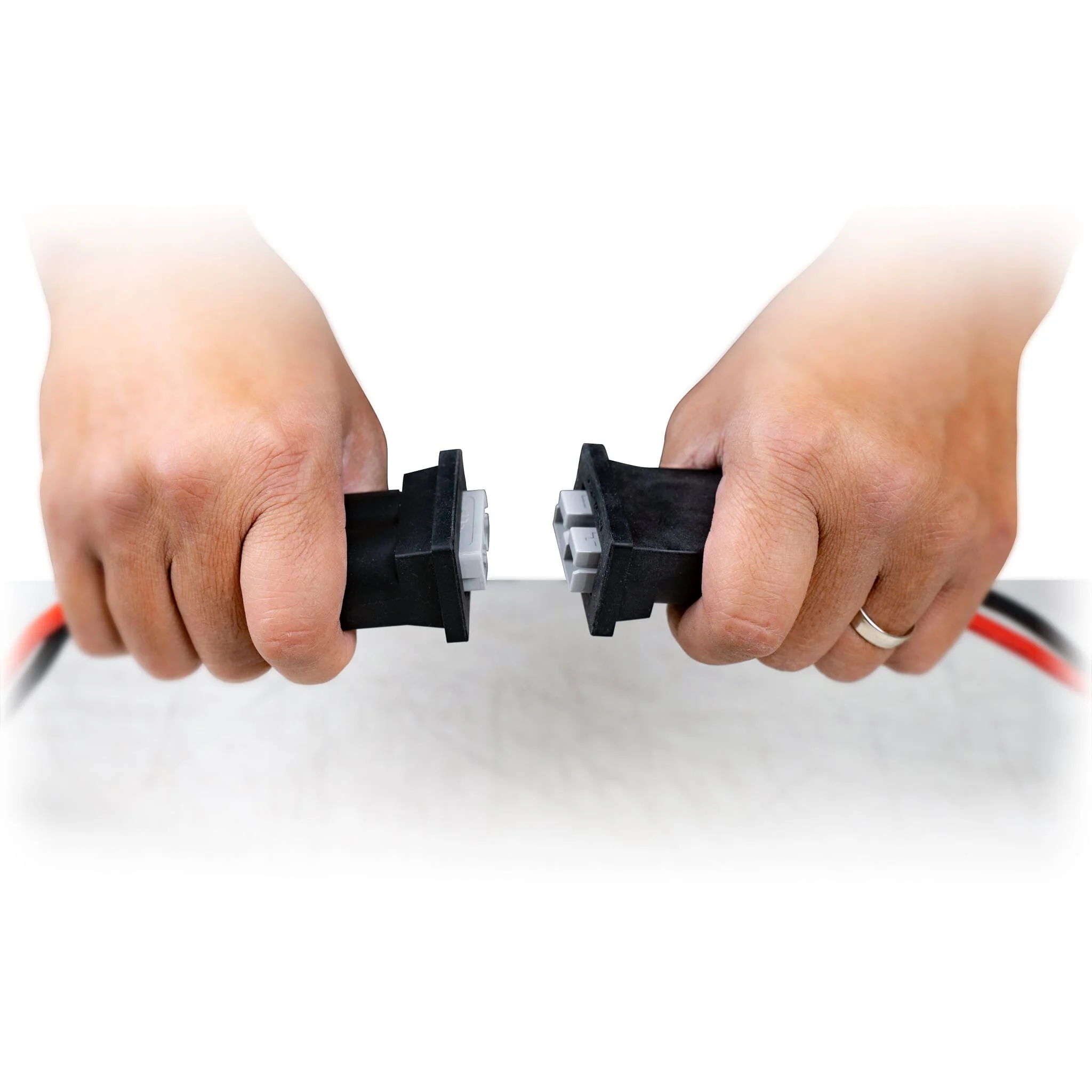 Battery Quick Disconnect - Image 3