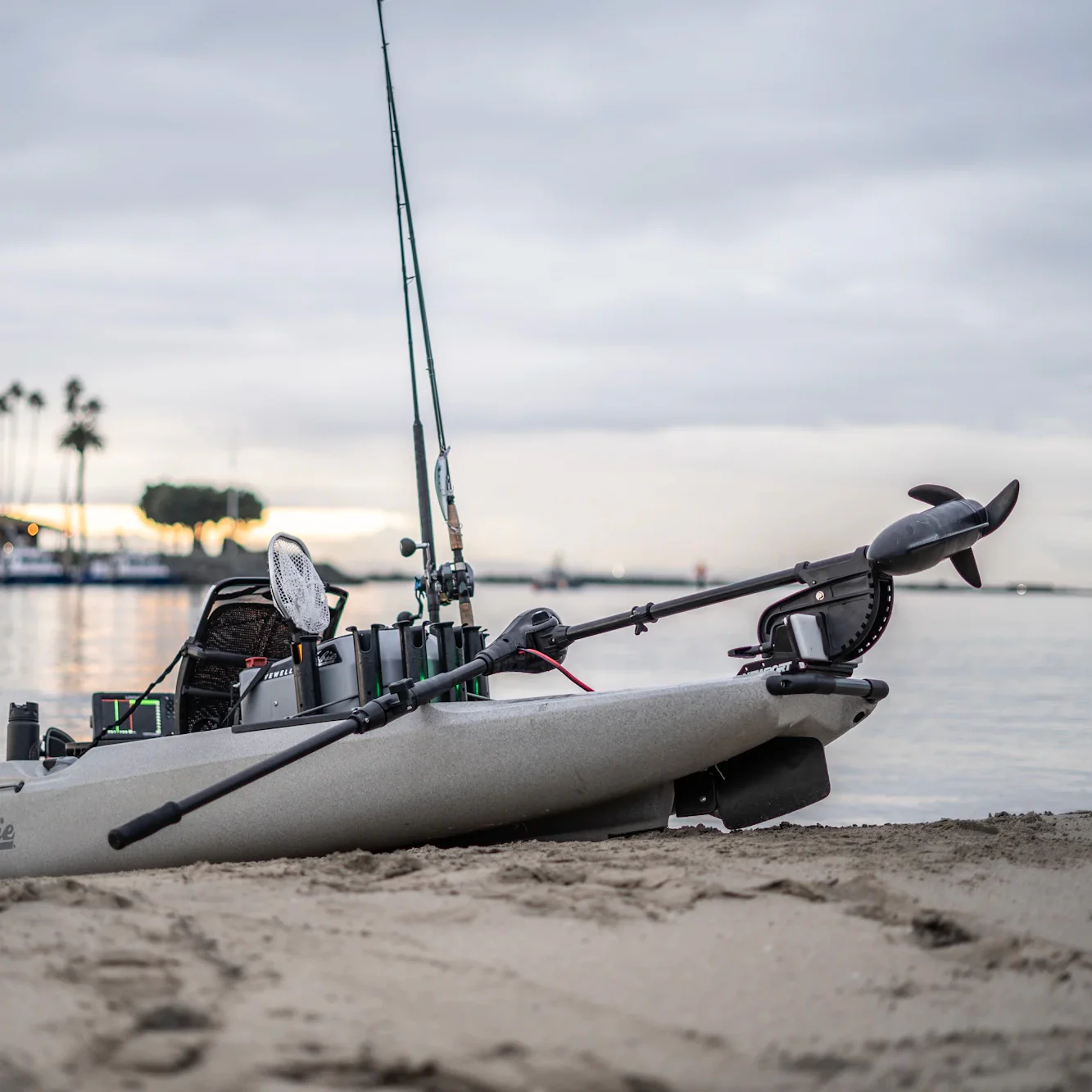 X Series Adjustable Handle Trolling Motor - Image 9